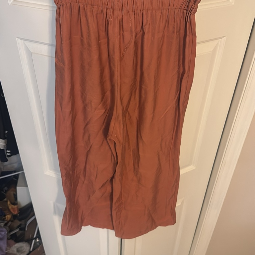 BY SWAN PARIS Orange Pant with Gold Sheen throughout that is simply divine - Picture 12 of 16